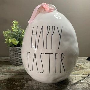 Rae Dunn HAPPY EASTER figural Easter egg new